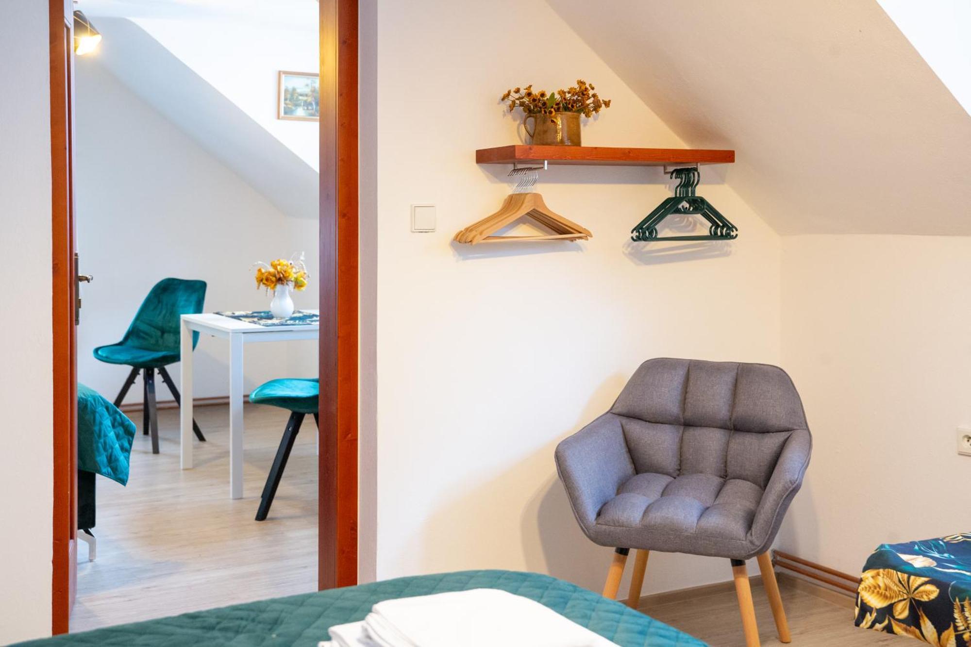 Rezidence Plesivec - Rodinny Apartman S 3 Loznicemi Cesky Krumlov Exterior photo